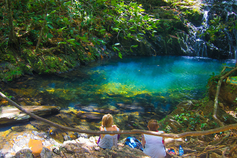 belize waterfall hike