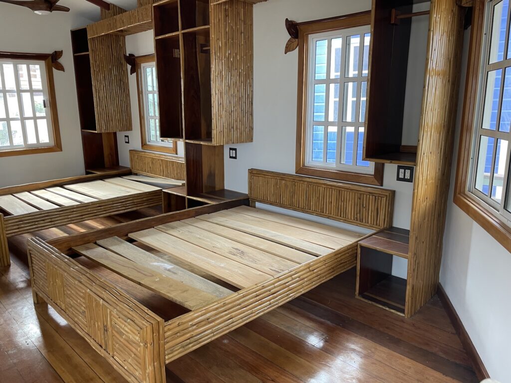 Motmot Cabana Bed Design